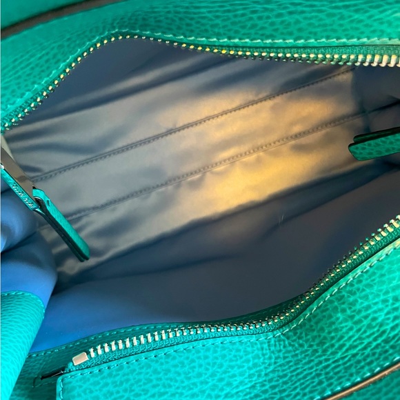 Henri Bendel Green Handbag - Picture 6 of 8